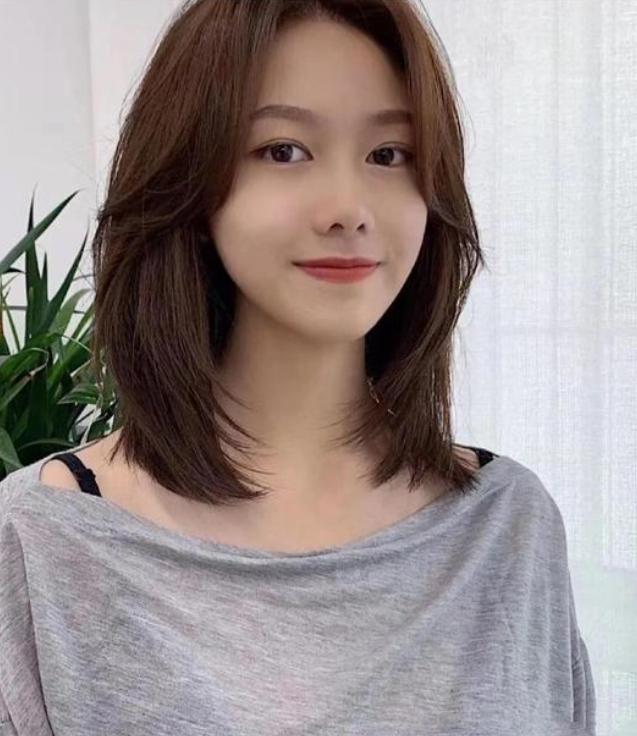 最新发型女,最新发型女💇‍♀️潮流趋势大解密💖